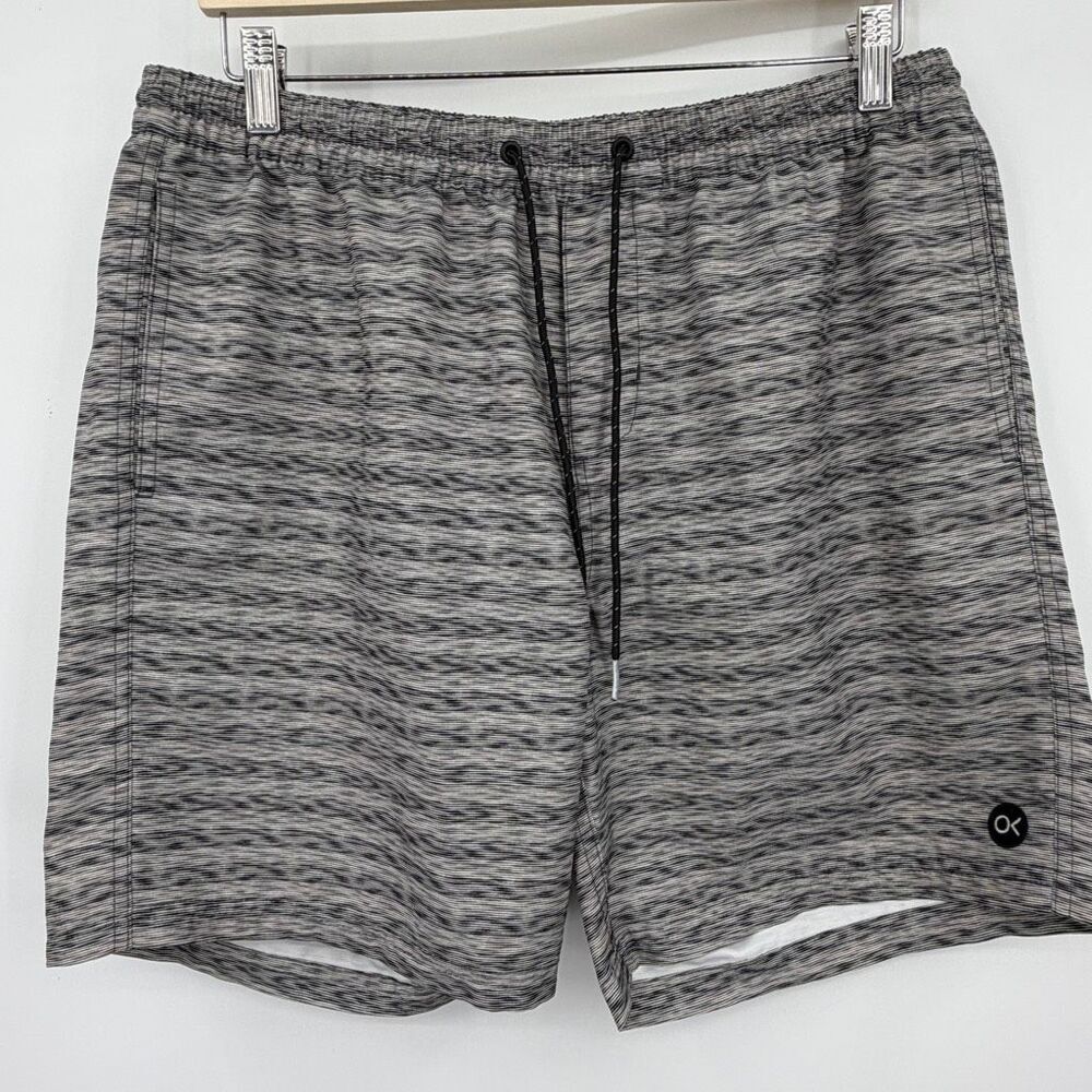 Outerknown Heathered Black Gray Spaced Dye Athletic Training Shorts Size Large